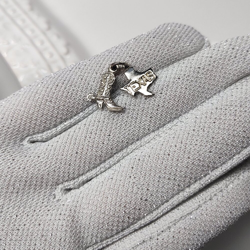 Vintage TEXAS Charm Set of 2 Sterling & Nickle Silver Travel Boot State 60s-70s - Picture 4 of 8